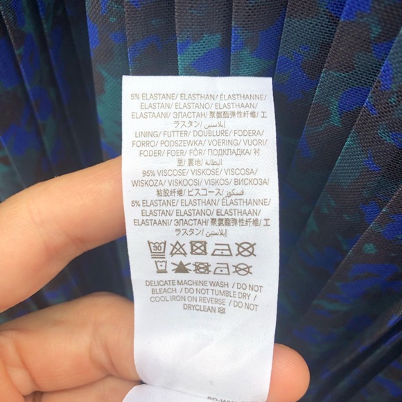 Boden Midi Dress Size 20 Blue Floral Watercolor Long Balloon Sleeve Pleated - Picture 13 of 16